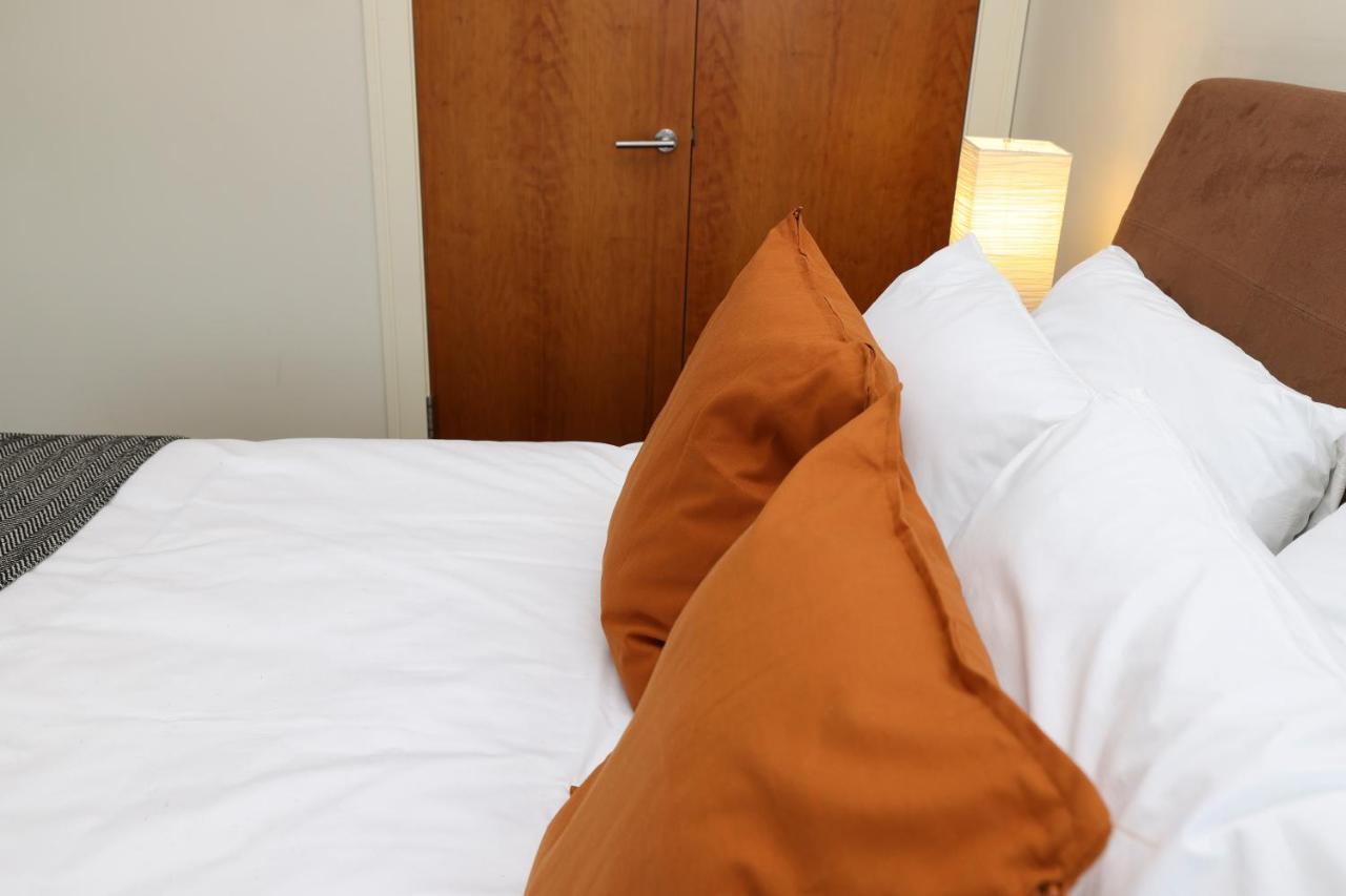 Joivy Spacious 2 Bed,2 Bath Flat, Free Parking And Rooftop Terrace Единбург Екстериор снимка